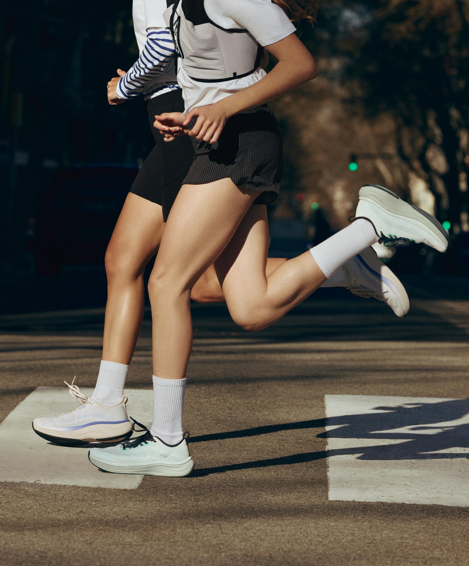 OY/PR 907 Running Trainers