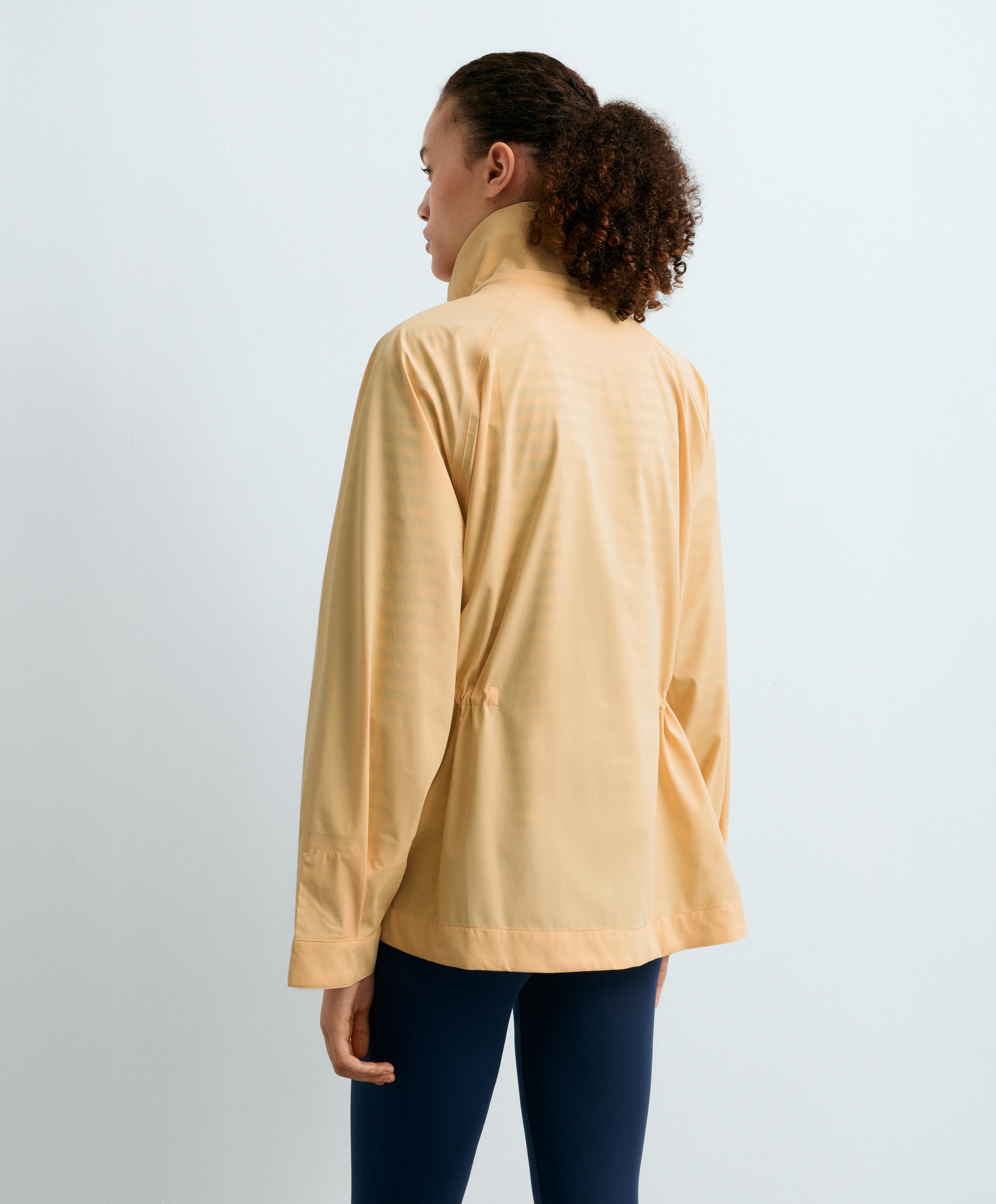 Extra lightweight 10k waterproof jacket — PALE YELLOW