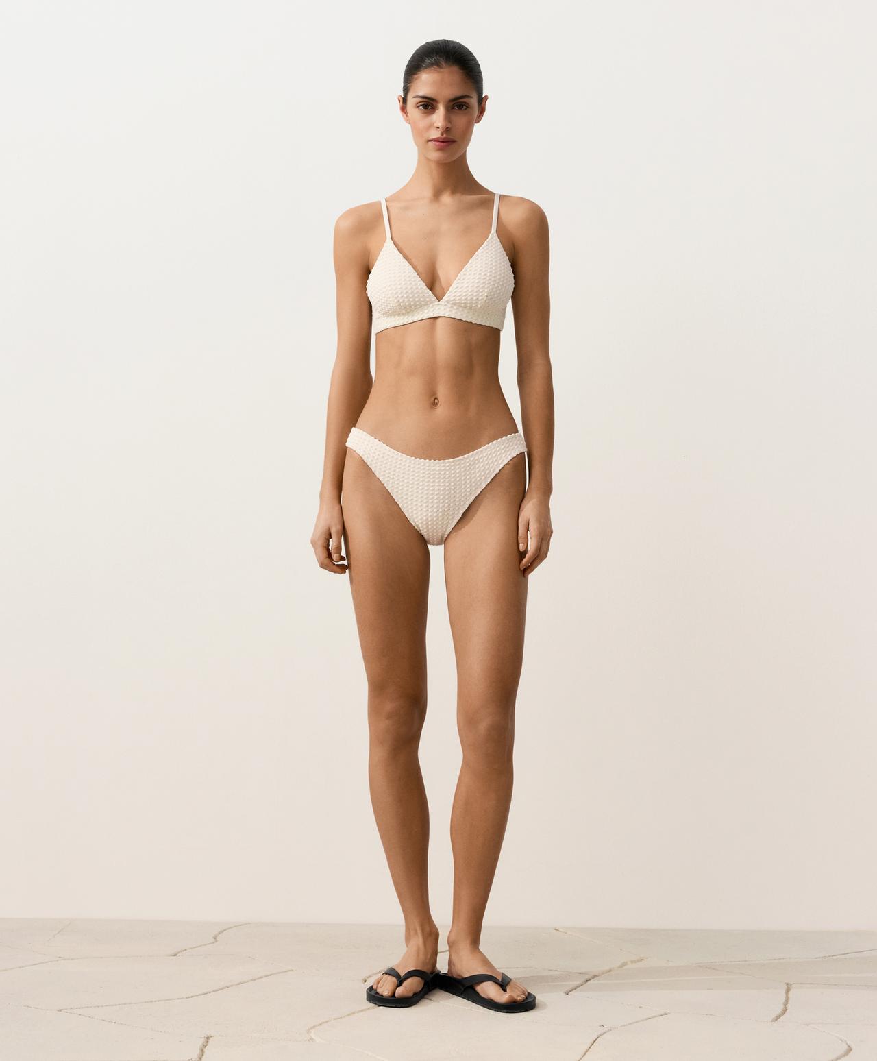 Bubble-texture crochet classic bikini briefs — ECRU