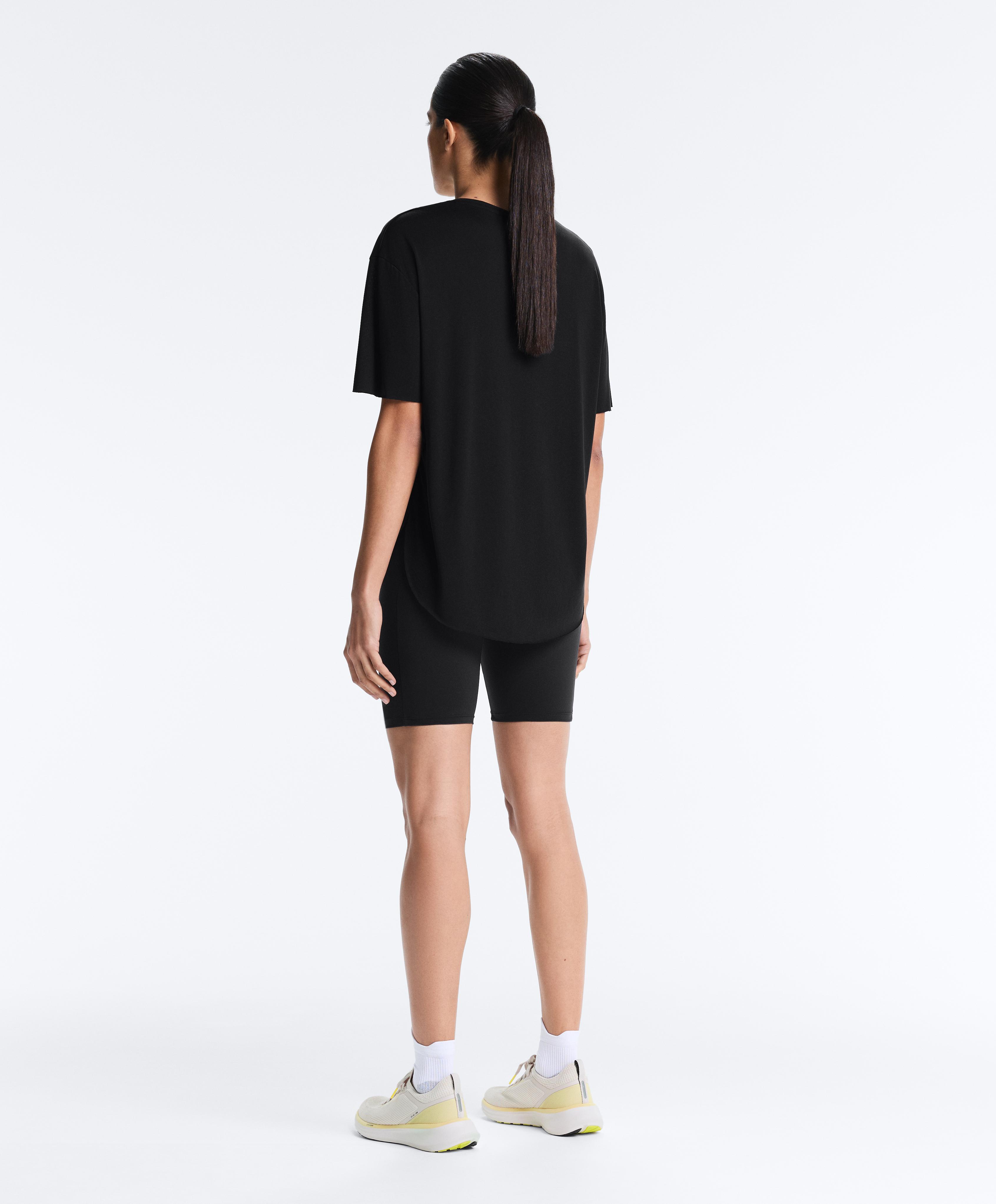 Modal blend short-sleeved T-shirt with rounded back hem — BLACK