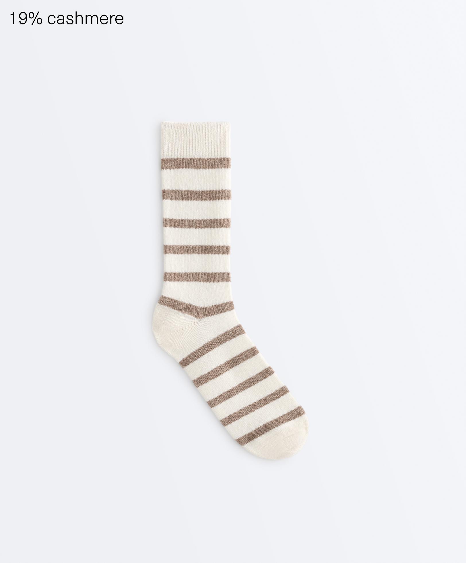 Classic socks in 19% cashmere 12% wool — ECRU