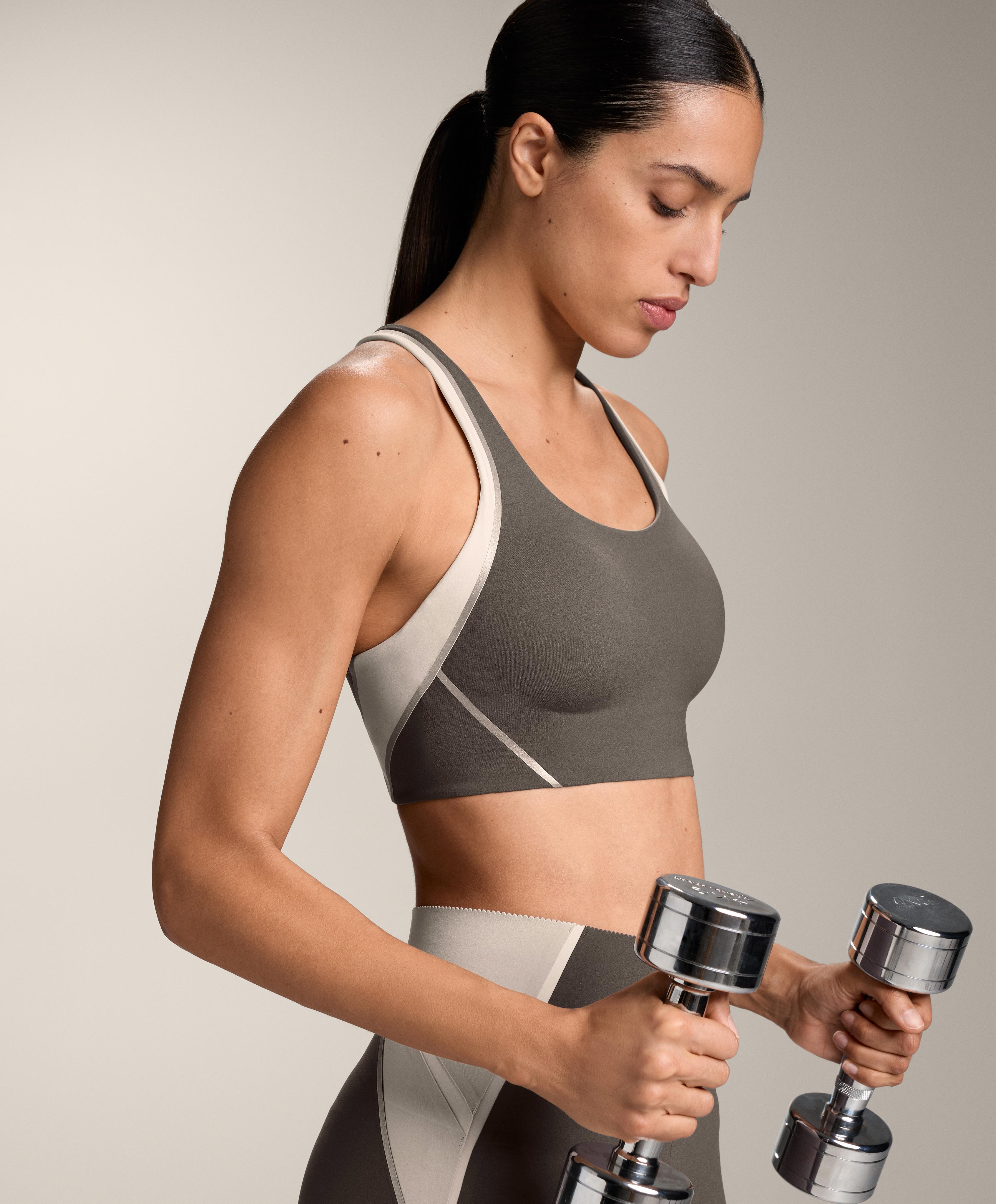 Firm support Compressive reflective sports bra Firm support Compressive reflective sports bra
