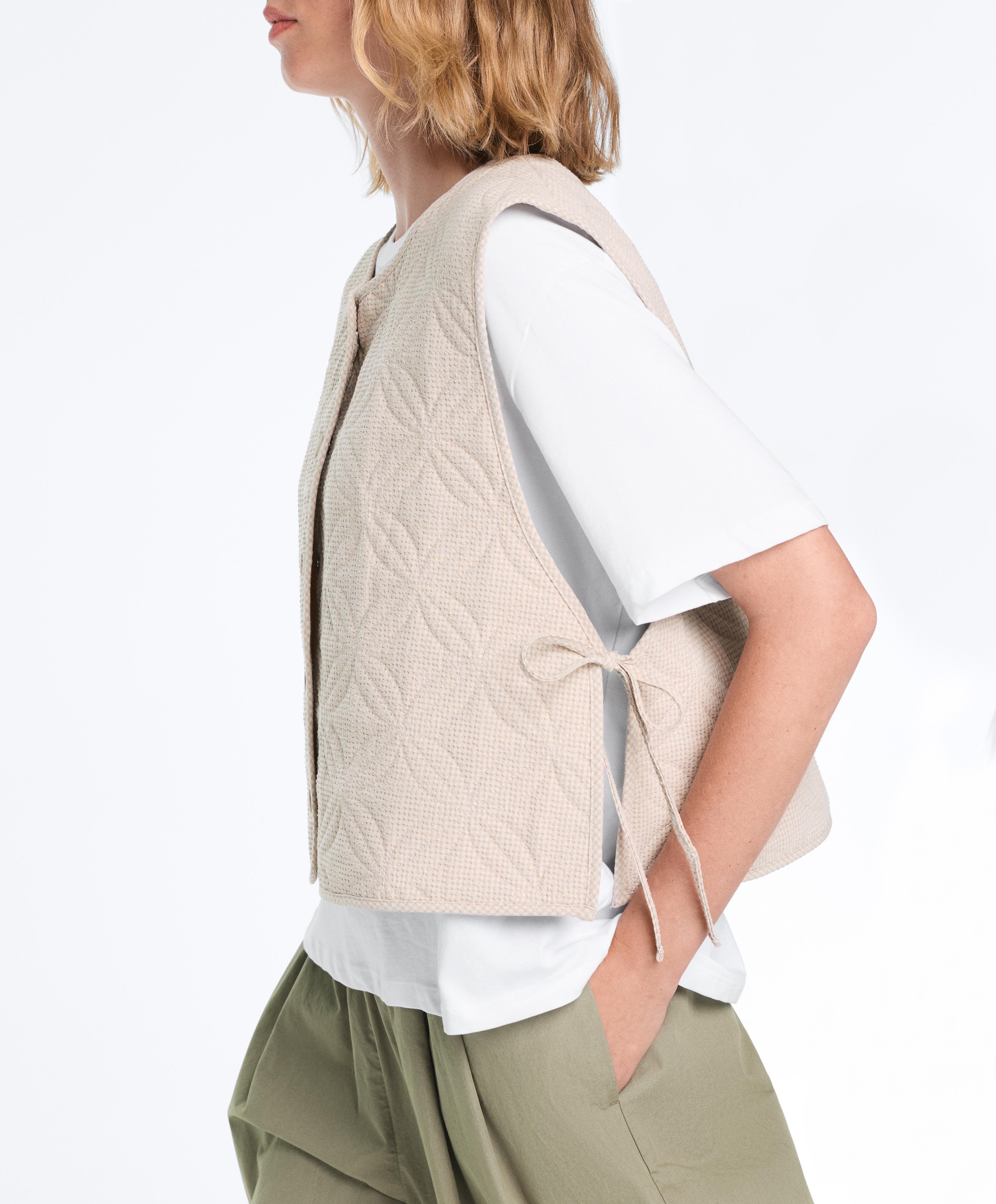 Floral gingham quilted gilet — BEIGE