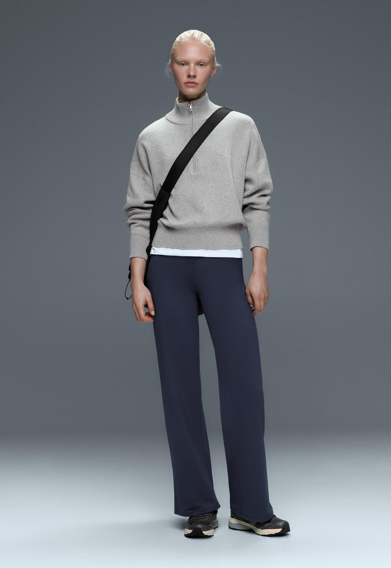 High-rise Comfortlux straight-leg trousers — NAVY BLUE