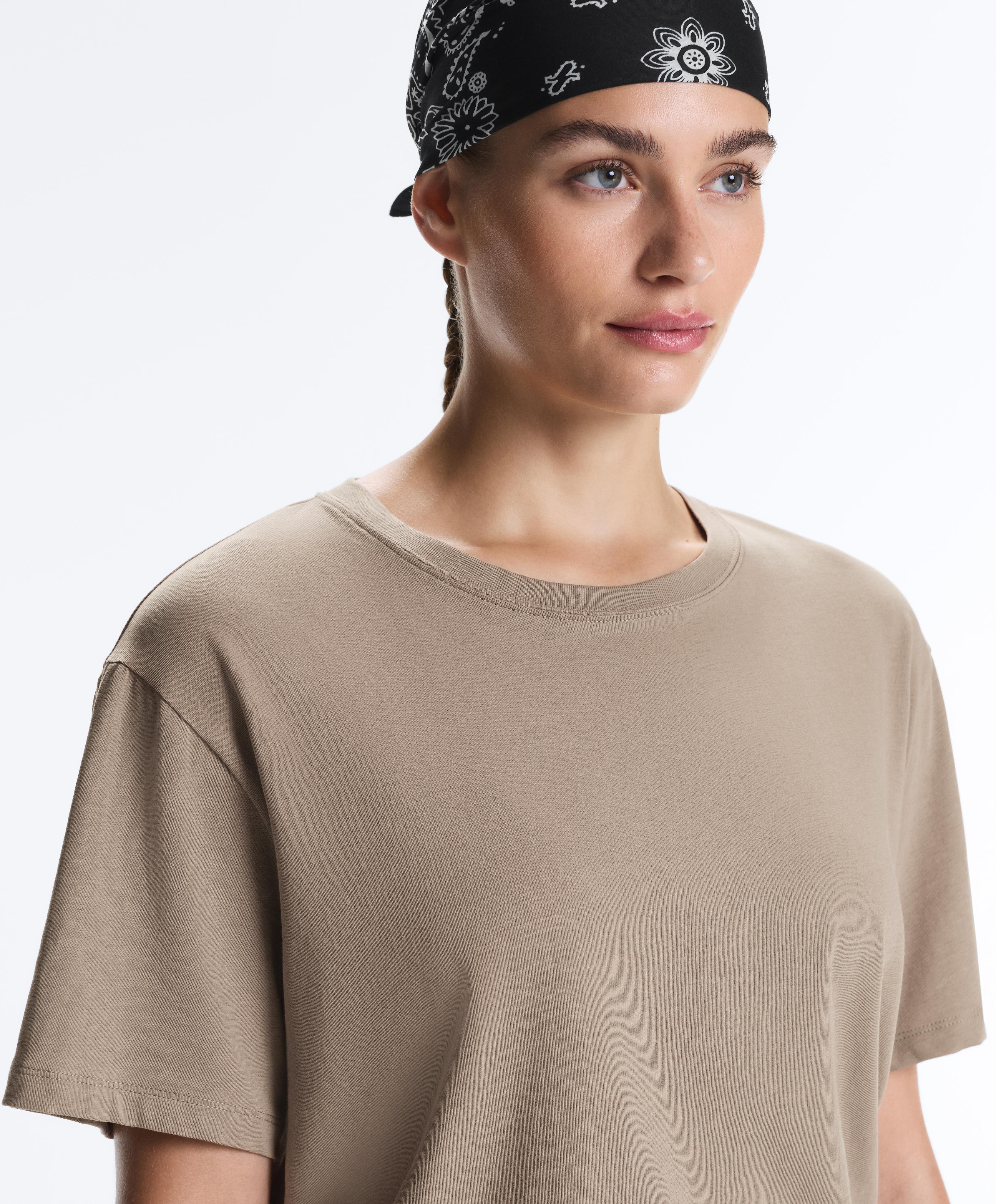 Boxy short-sleeved cotton blend T-shirt with slogan — MINK GREY