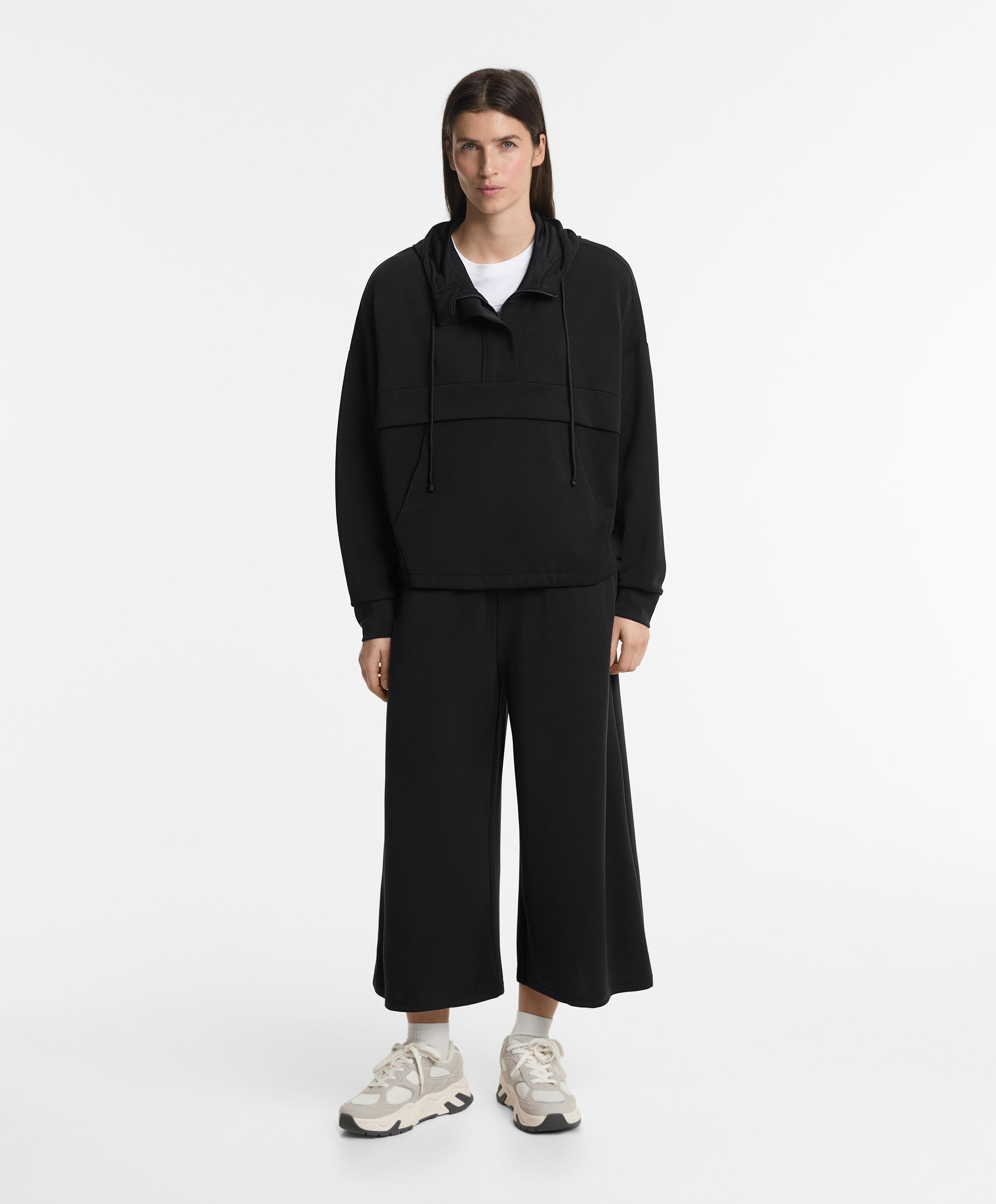 Black crop wide-leg tracksuit with modal Black crop wide-leg tracksuit with modal