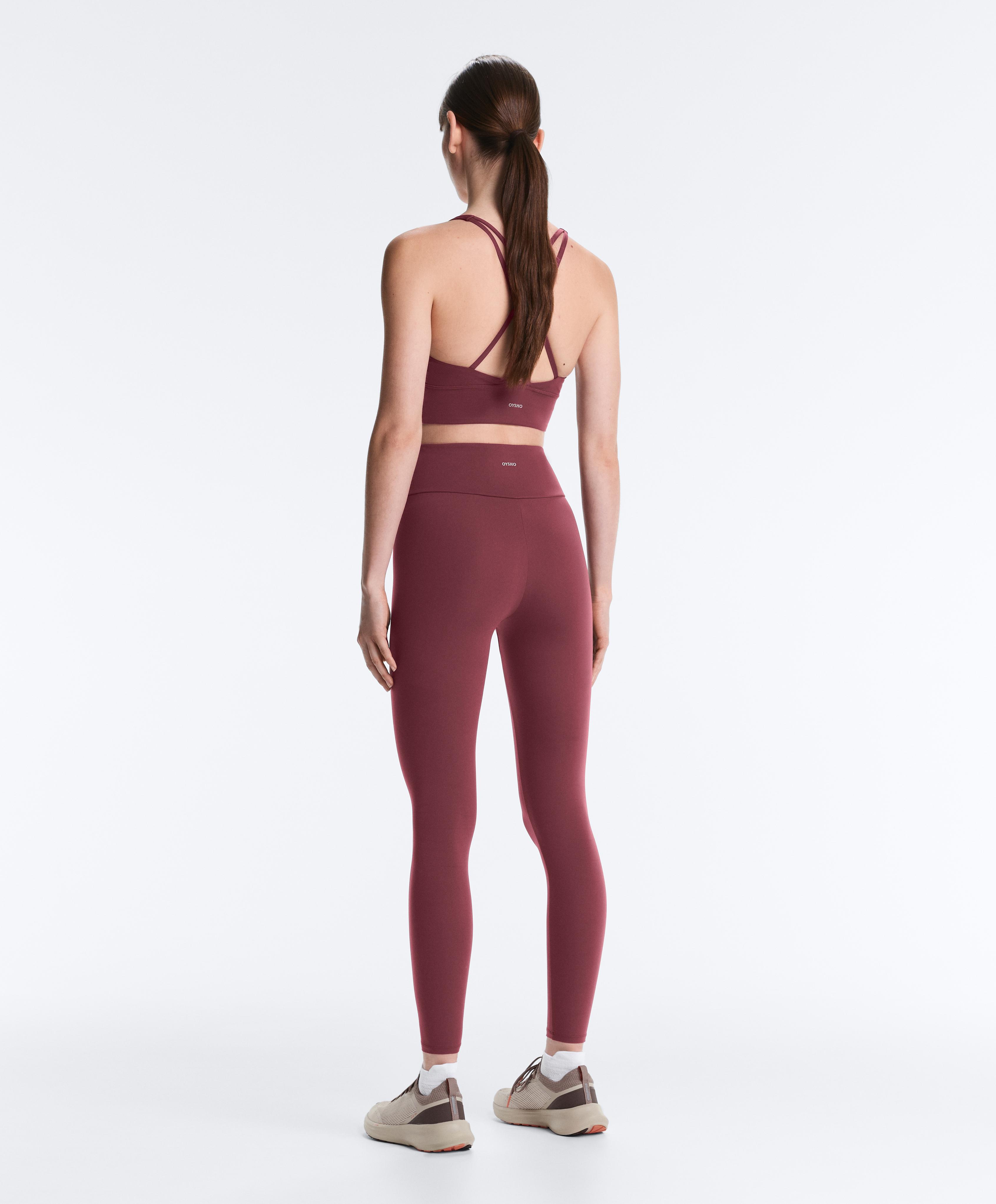 Medium-support Comfortlux sports bra with cups — CHERRY