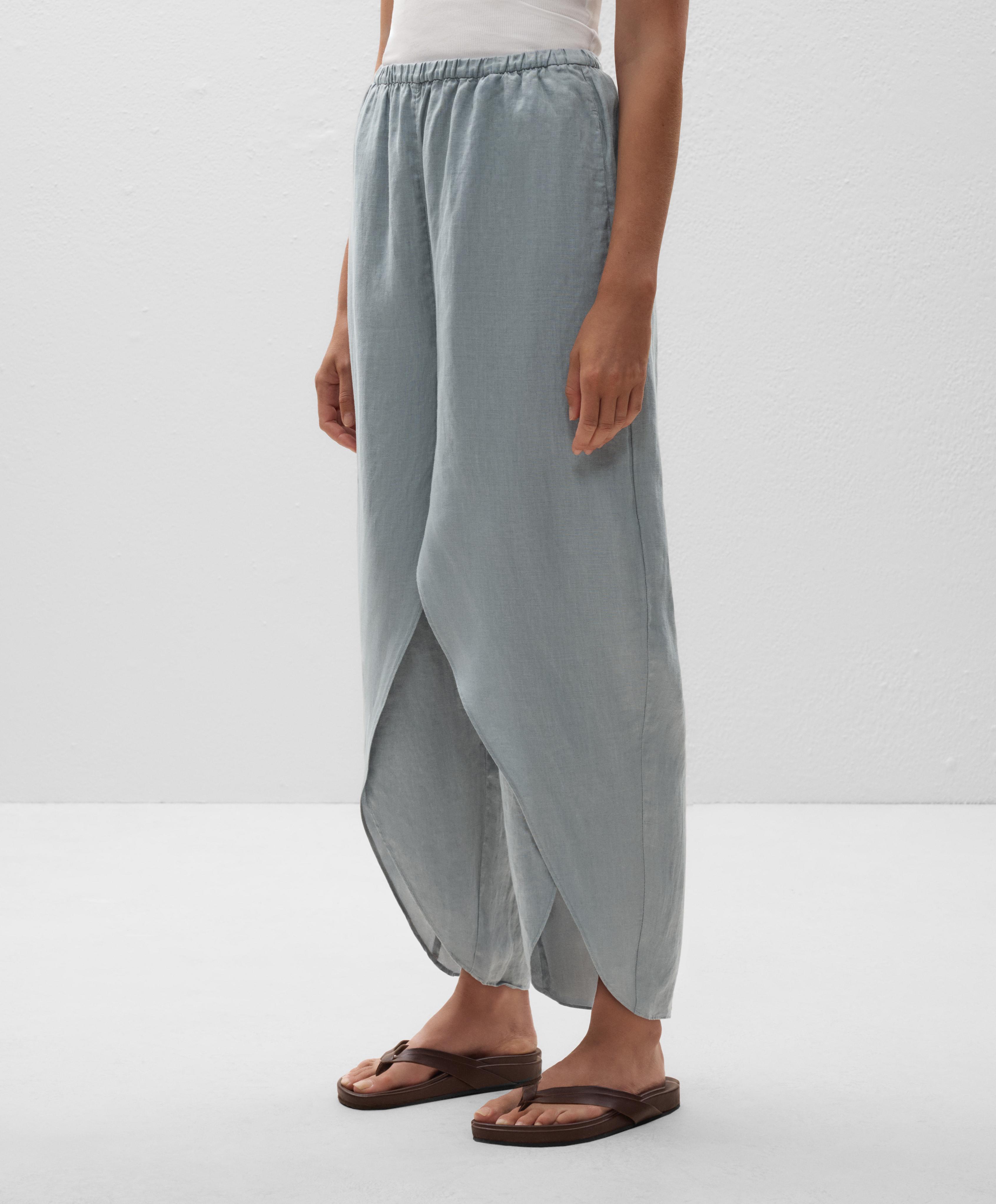 Barrel trousers with round vents 100% linen Barrel trousers with round vents 100% linen