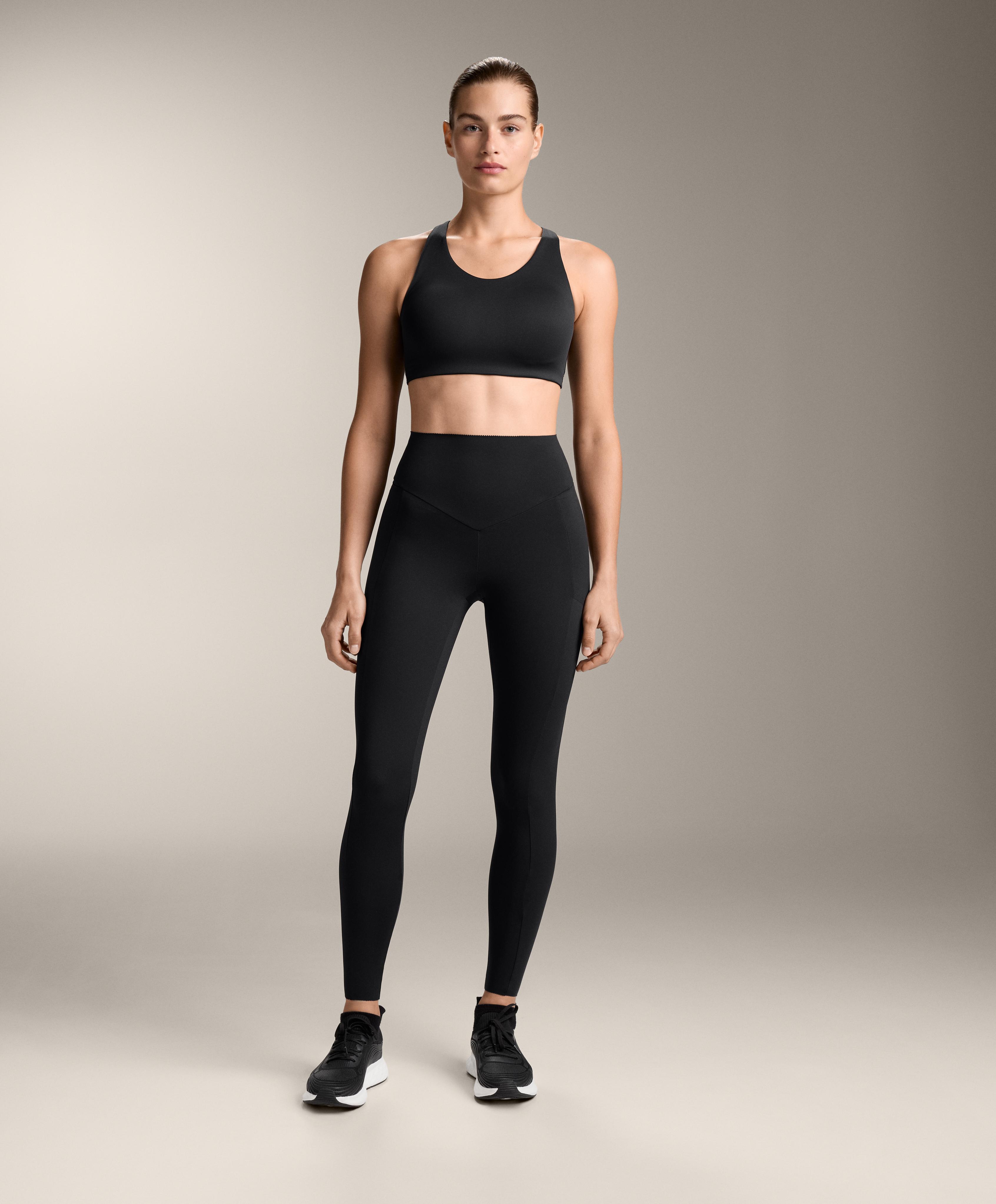 Black high rise pocket compressive total look