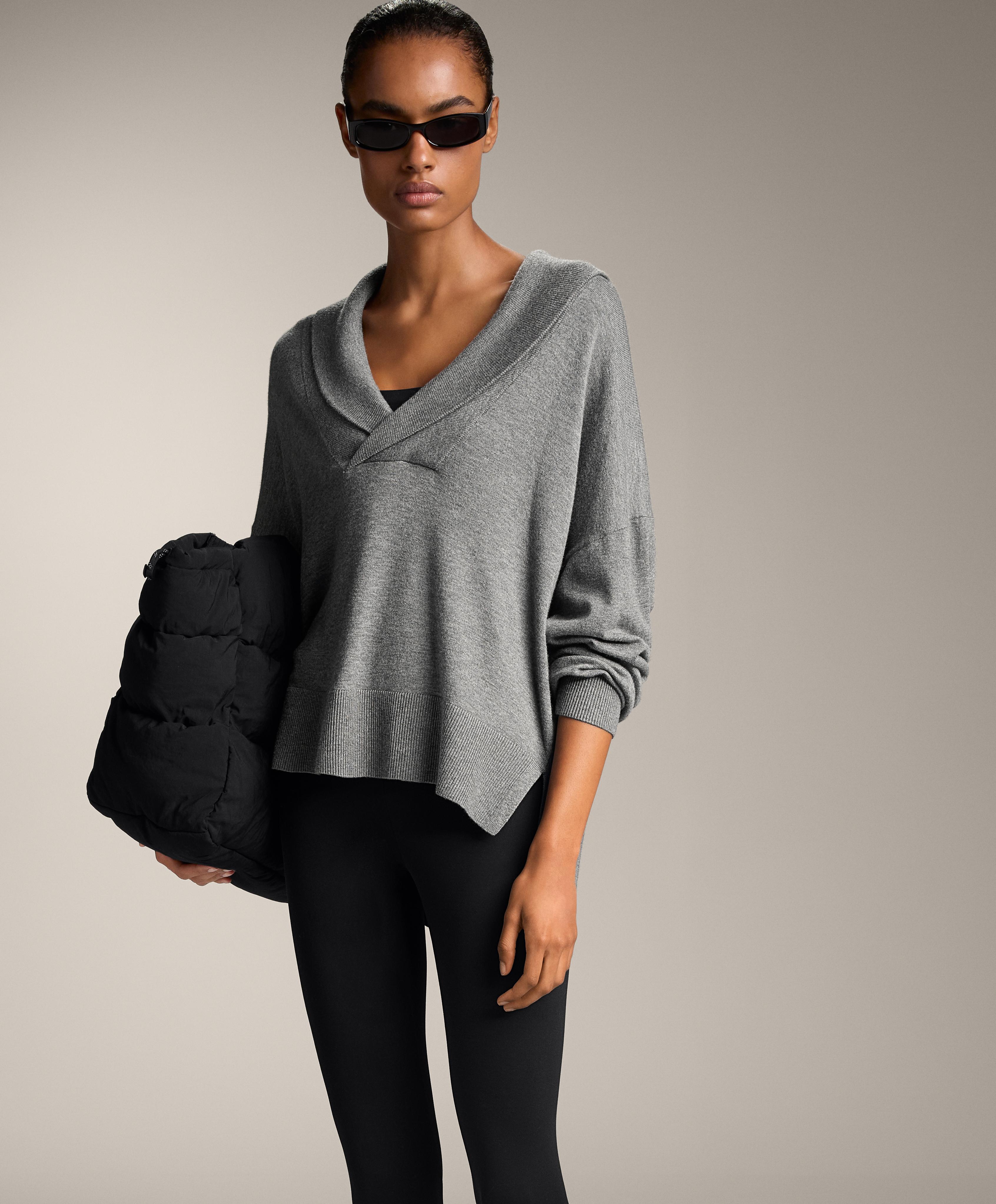 V-neck jumper with lapel | OYSHO United States