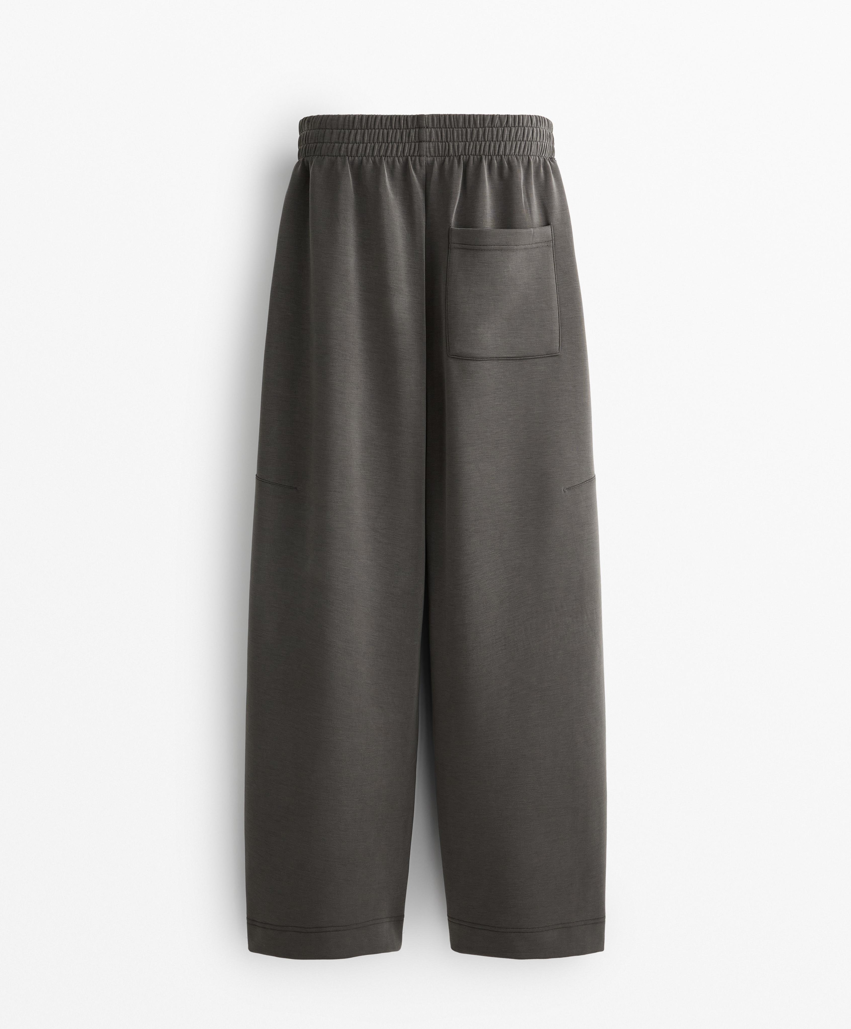 Pantalon droit contenant du modal brushed