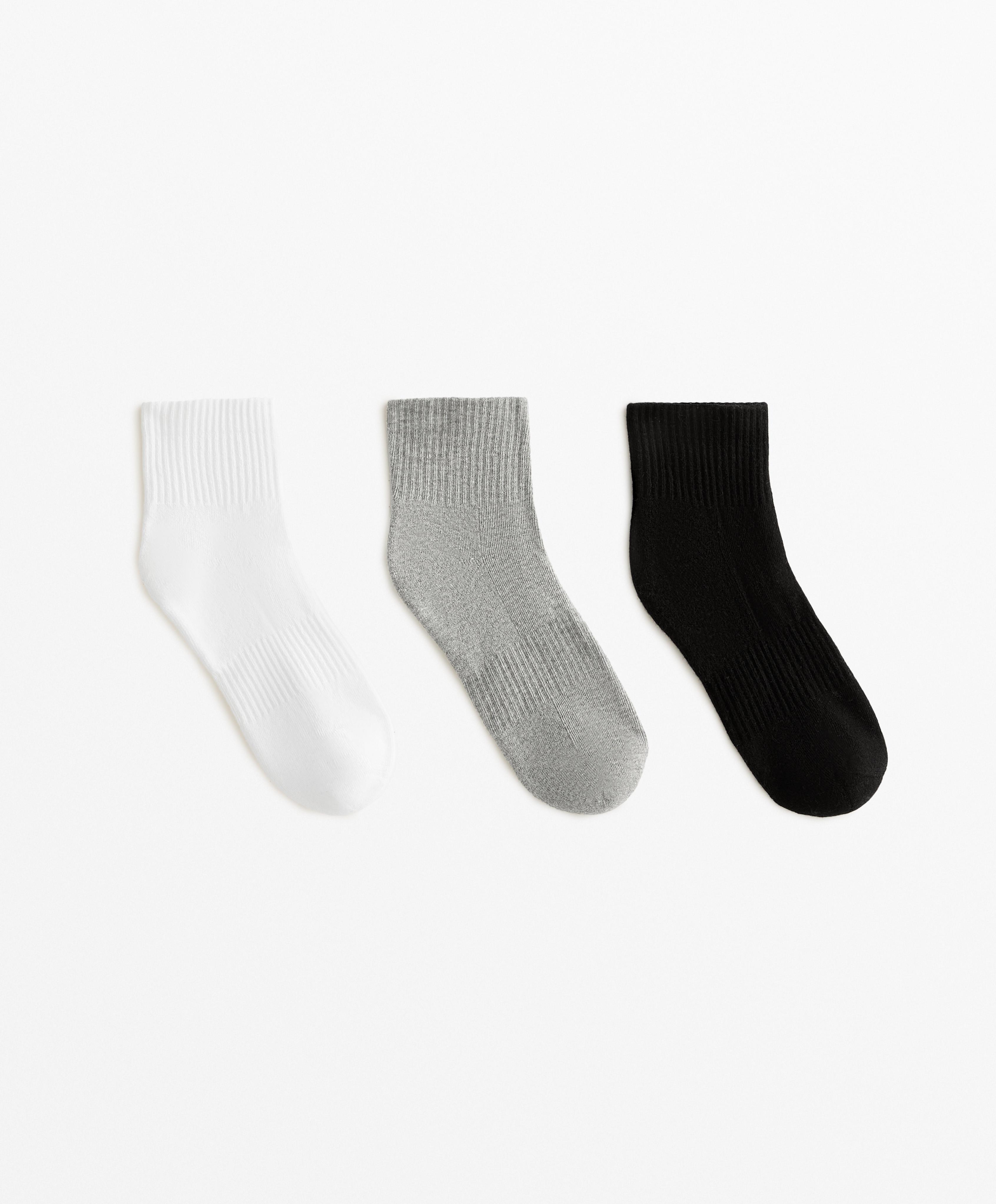 3 pairs of cotton blend quarter sports socks