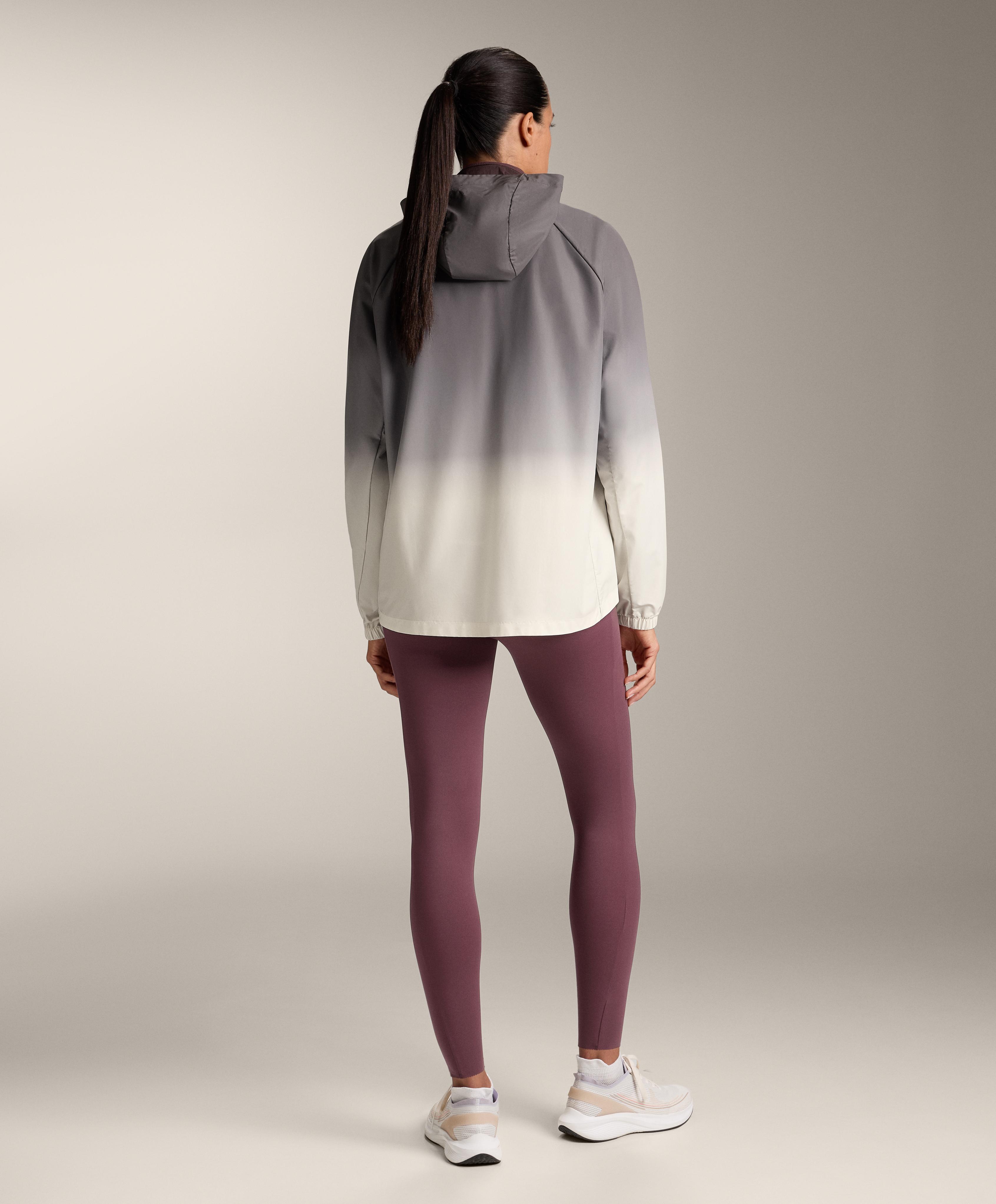 Lightweight reflective water-repellent jacket | OYSHO United