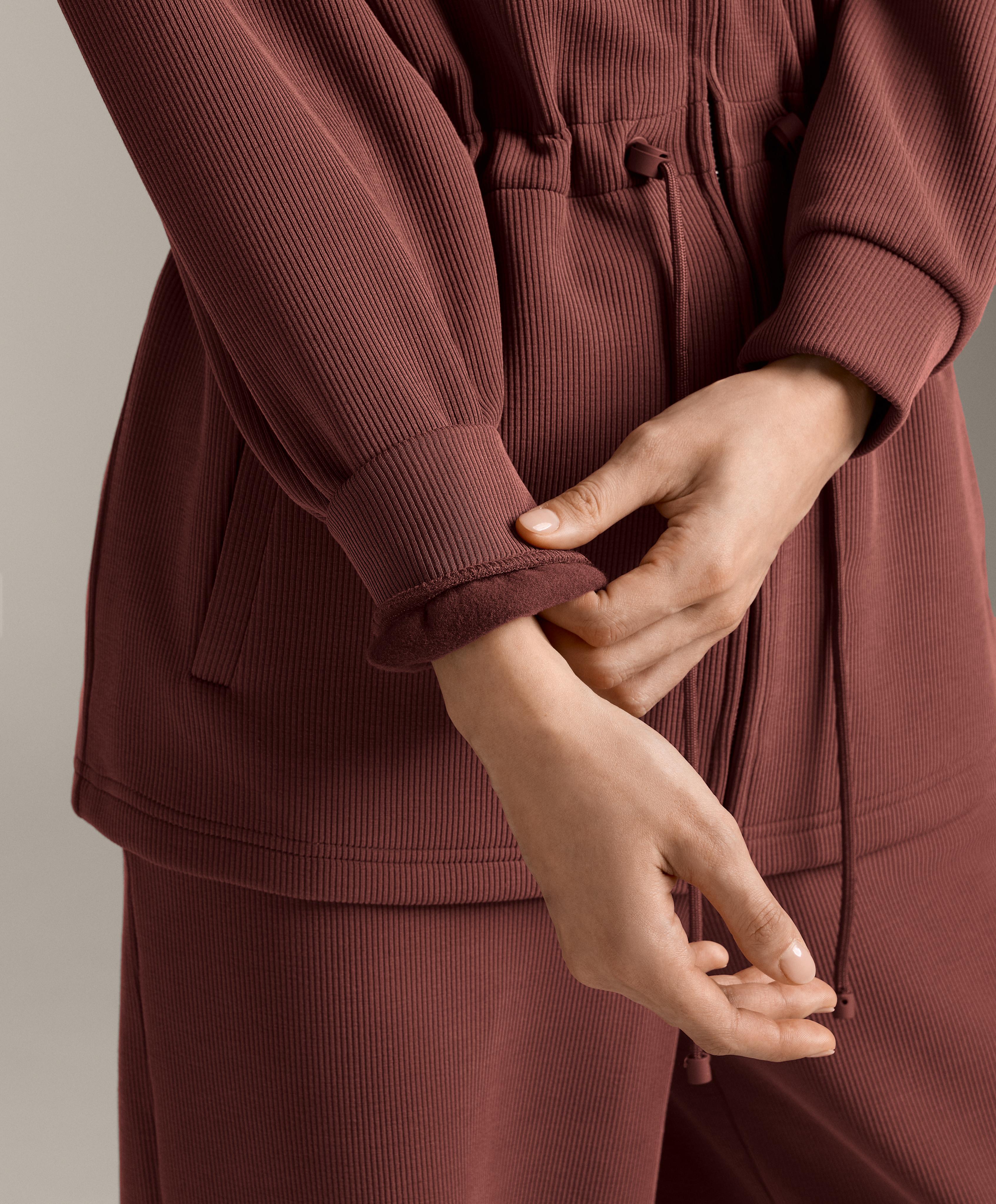 Long jacket with adjustable waist — MAHOGANY