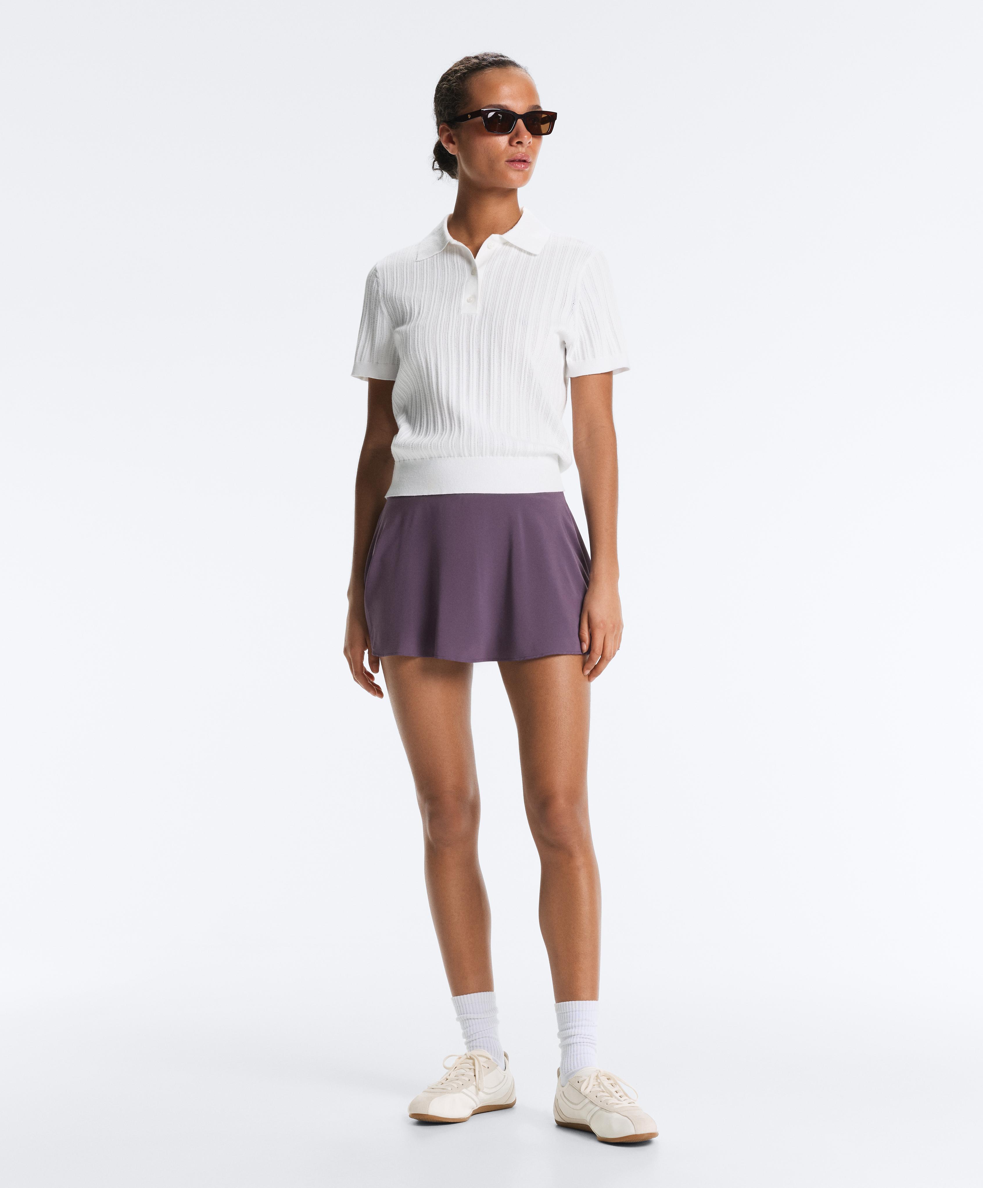 Compressive skirt Compressive skirt