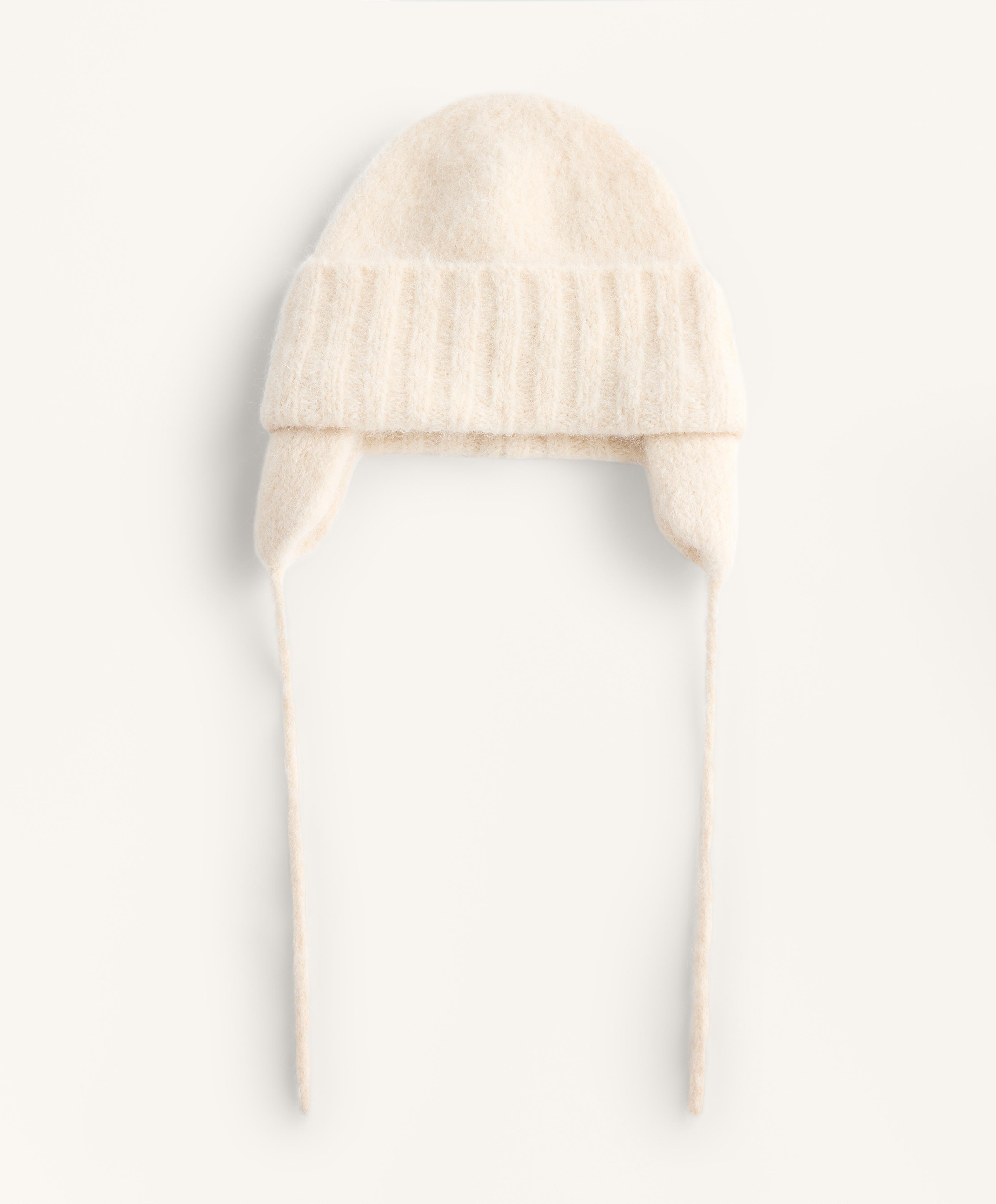 Aviatorska kapa od pletenine Aviatorska kapa od pletenine