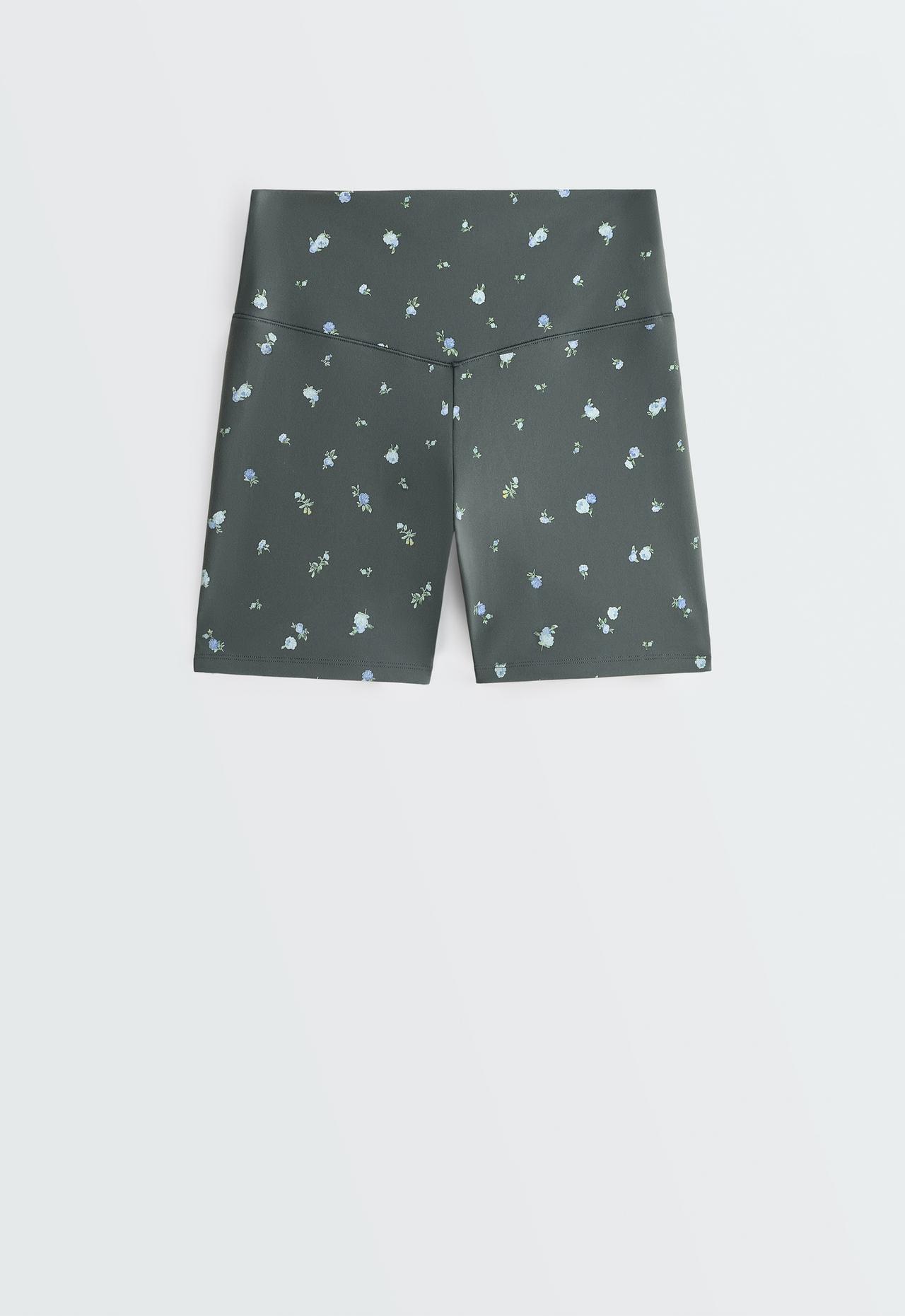 Evermove high-rise 10cm hot pants with floral print — STEEL GREY