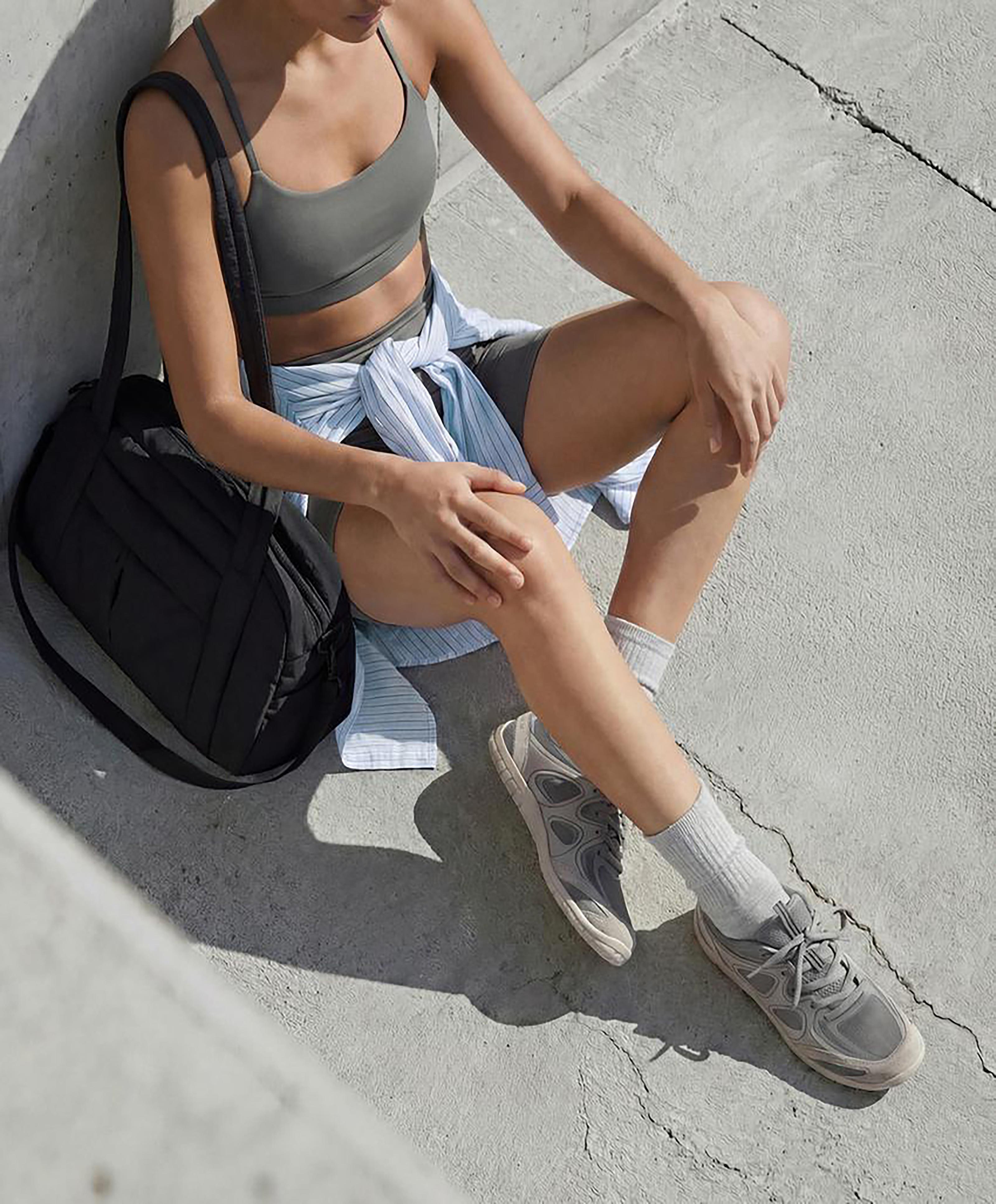 Multi-activity barefoot trainers — MOLE